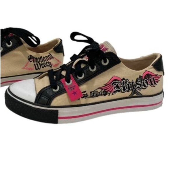 Kitson La Emotional Wreck Sneakers Size 6 - Picture 1 of 17